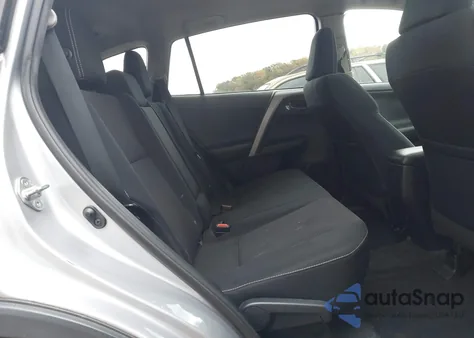 2016 Toyota Rav4 Xle z USA, uszkodzony, nr VIN 2T3WFREV7GW254649